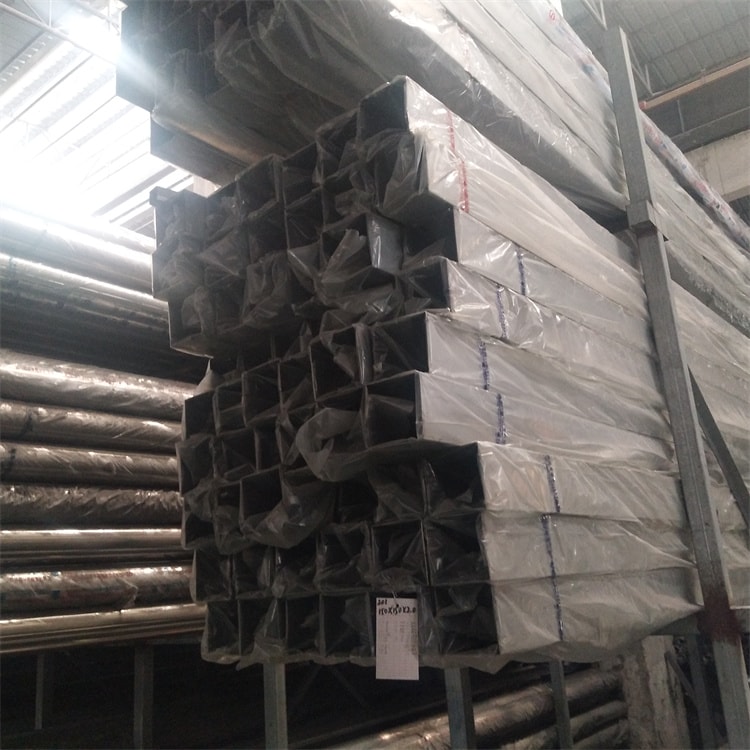 150x150Stainless steel pipe series